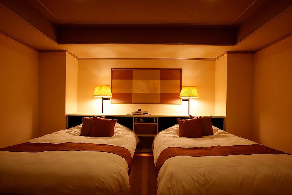 Royal Hotel Noto Shika Exterior photo